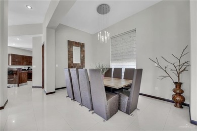 Live in luxury at the Los Jadinez de Cimarron subdivision. You - photo 7