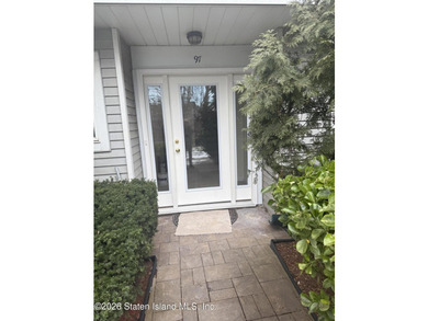 Welcome to this 2-bedroom 3 bath home located in beautiful - photo 3