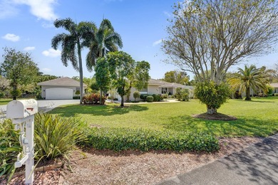 Welcome to this exceptional Davie home on a lush builder's acre! - photo 7