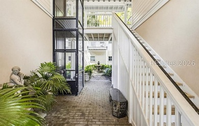 Luxury Lady's Island condominium in the highly sought-after - photo 5