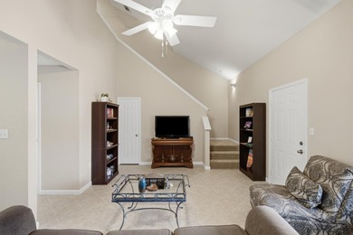 In the heart of Destin. Neighborhood Pool. Almost 1400 sqft - photo 3