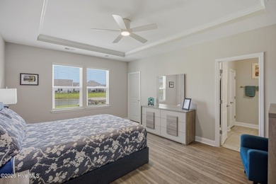 Like-new and meticulously maintained, this beautiful Compton - photo 11