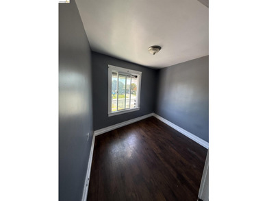 Great opportunity to own a mixed-use property with both - photo 14
