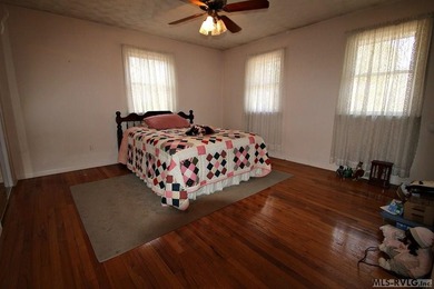 Affordable off-shore home in the desirable NE Quad of Lake - photo 19