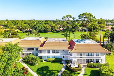 Just a short walk to all club amenities, this 2-bedroom, 2-bath - photo 1
