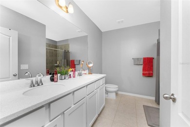 Impressive and spacious 4 Bedroom, 2 Bathroom home with attached - photo 22