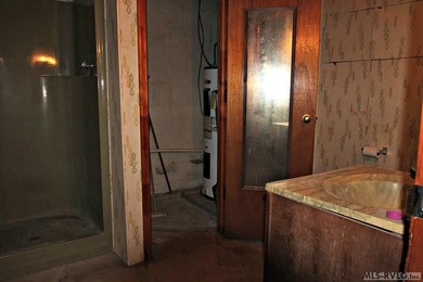 Affordable off-shore home in the desirable NE Quad of Lake - photo 23