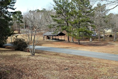 Affordable off-shore home in the desirable NE Quad of Lake - photo 26