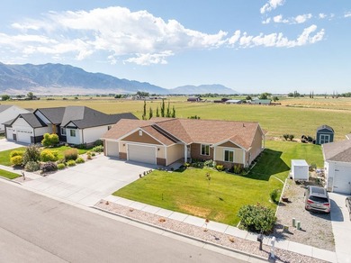 DID YOU MISS THE OPEN HOUSE? JUST CALL OR TEXT FOR YOUR OWN - photo 32