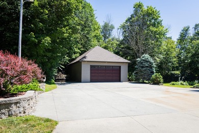Enjoy this beautiful ranch style home nestled on 34.46 acres - photo 41