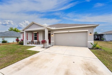 Impressive and spacious 4 Bedroom, 2 Bathroom home with attached - photo 46