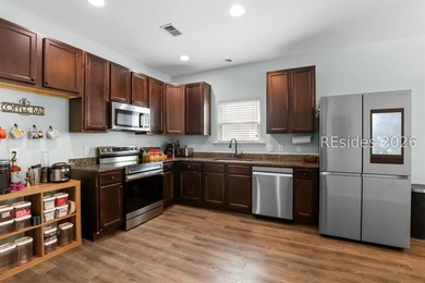 Offered at $400,000, this beautifully maintained 4-bedroom, 2 - photo 10