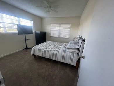 Bright ground-floor corner unit, partially furnished, featuring - photo 22