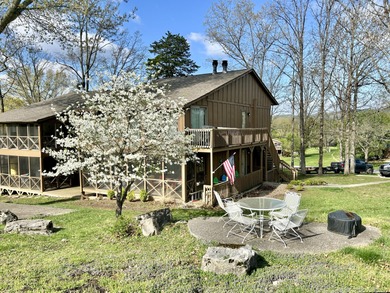 Very nice upper level condo located in a gated Lake Cumberland - photo 4