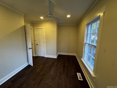 Built in 1920, this charming home has stood the test of time - photo 6