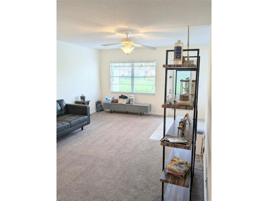 Bright ground-floor corner unit, partially furnished, featuring - photo 26