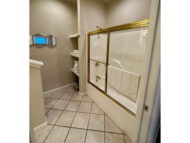3 story 3bed/3 bath Villa, 5 mins to Aqua & State Park. Perched - photo 27