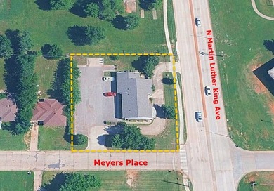 This custom-designed 2,342 SF commercial building offers