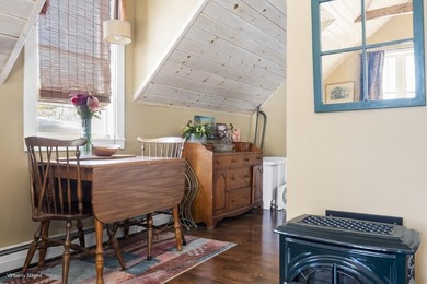 On 1.25-acres at the gateway to the Boothbay Region, this - photo 34