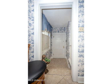 Looking for that Historical Beautiful Victorian Home on large - photo 41