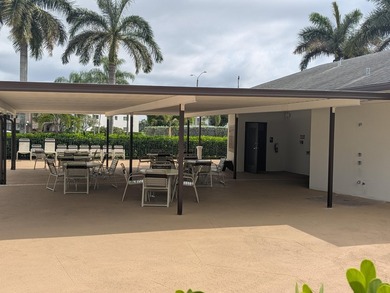 Bright ground-floor corner unit, partially furnished, featuring - photo 44
