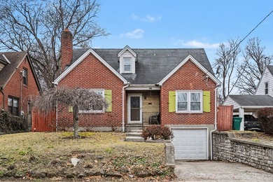 (private lake, pond, creek) Home For Sale in Lawrenceburg Indiana