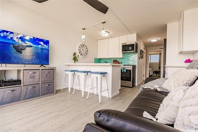 $10,000 credit for closing costs or interest rate buy-down with - photo 4