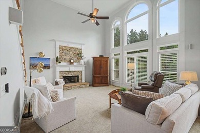 Meticulously maintained by the original owners, this ELEGANT - photo 14