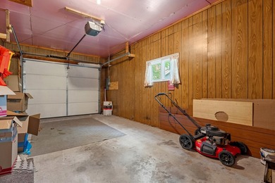 Discover the perfect blend of charm, convenience, and waterfront - photo 16