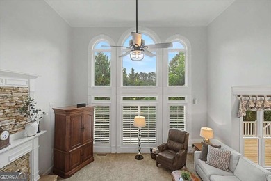 Meticulously maintained by the original owners, this ELEGANT - photo 17