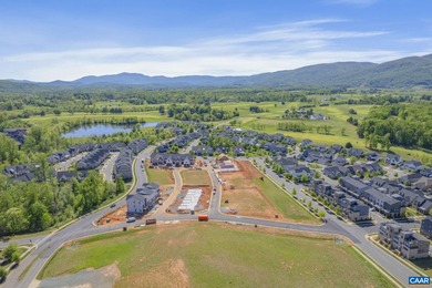 Pre-Sale End-Unit Afton Villa with Sept 2026 Closing - located - photo 23