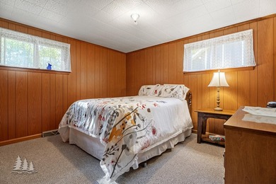Discover the perfect blend of charm, convenience, and waterfront - photo 23