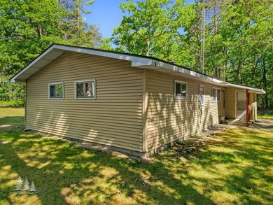 Discover the perfect blend of charm, convenience, and waterfront - photo 27