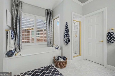 Meticulously maintained by the original owners, this ELEGANT - photo 30