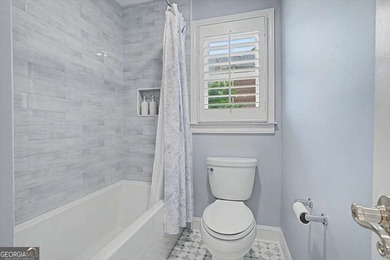 Meticulously maintained by the original owners, this ELEGANT - photo 36