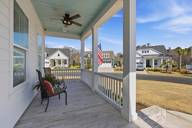 Immaculate, light-filled home on a desirable corner lot - warm - photo 3