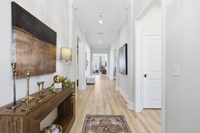 Immaculate, light-filled home on a desirable corner lot - warm - photo 6
