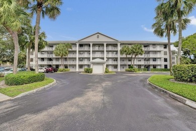Pine Island Ridge Lakes Condo For Sale in Davie Florida