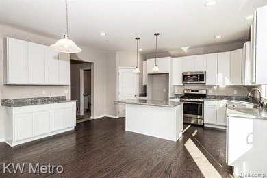 To Be Built -Popular *Everest* on an Acre+ Lot in Secluded - photo 5
