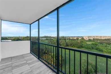 Lake Condo For Sale in Lauderhill, Florida