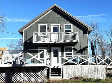 Enjoy lake views with this 1st tier property in Linn Valley - photo 2