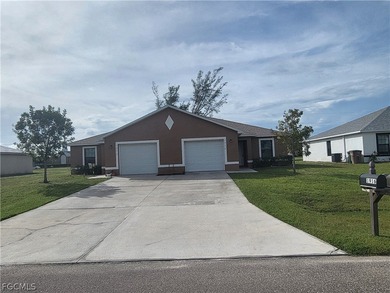 Cape Coral Area Home For Sale in Cape Coral Florida