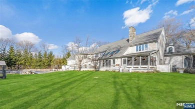 Custom-Built Stone & Masonry Stucco Tudor Manor, set on a prime - photo 32