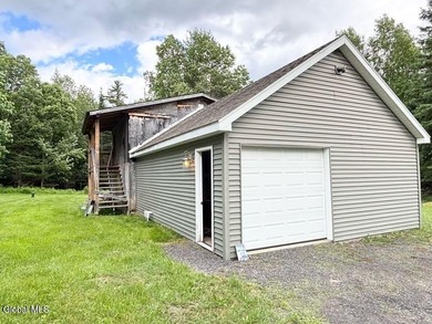 Rare opportunity to own an updated single floor home on a dead - photo 35