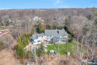 Custom-Built Stone & Masonry Stucco Tudor Manor, set on a prime - photo 35