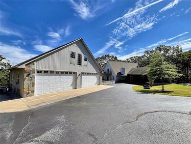 Welcome to your own private lake retreat-3.58 acres of unmatched - photo 39