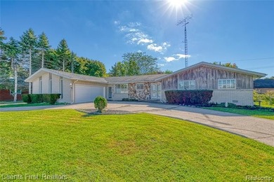 Lake Erie Home For Sale in Frenchtown Michigan