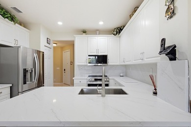 Welcome to this beautifully maintained 3 bedroom, 2.5 bath - photo 11