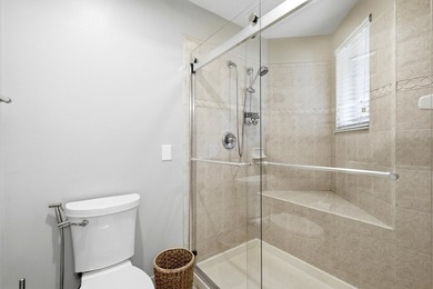 Welcome to this beautifully maintained 3 bedroom, 2.5 bath - photo 24