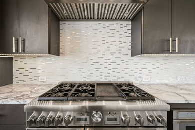 Not every buyer is searching for a traditional home. Some are - photo 9